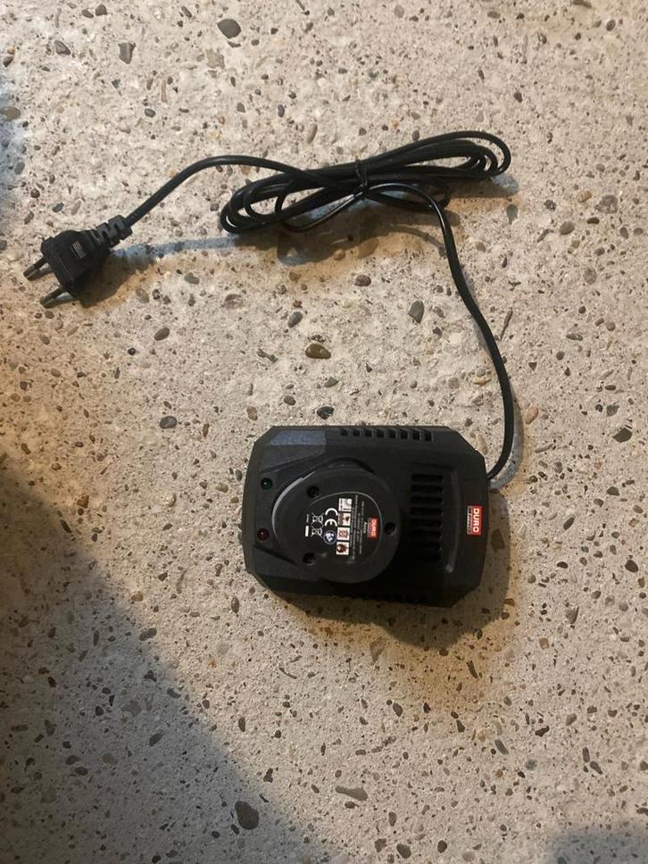 Duro Boormachine Accu Lader, Doe-het-zelf en Verbouw, Gereedschap | Machine-onderdelen en Toebehoren, Zo goed als nieuw, Ophalen of Verzenden