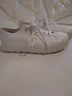 Nieuwe witte sneakers H&M maat 42, Verzenden, Nieuw, Wit, Sneakers of Gympen