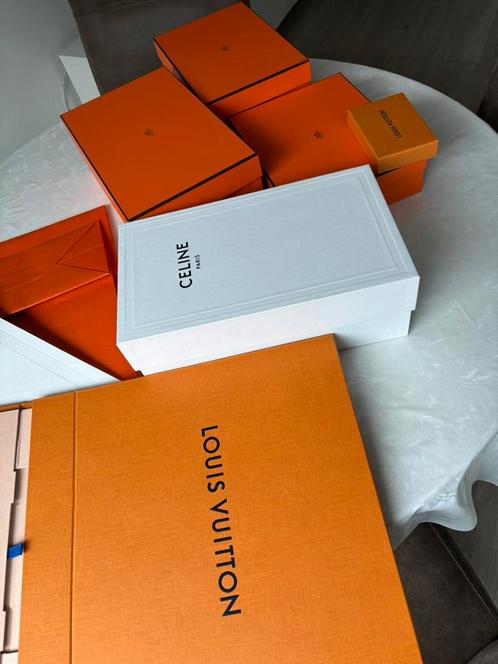 Luxe Lege Merkdozen per Partij te Koop – Grote Opruiming!, Sieraden, Tassen en Uiterlijk, Portemonnees, Zo goed als nieuw, Zwart