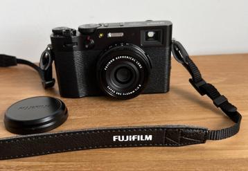 Fujifilm X100V zwart, NIEUWSTAAT, maar slechts 89 CLICKS !!! beschikbaar voor biedingen