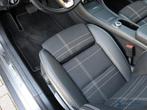 Mercedes-Benz GLA 180 Urban | Aut 7G | Airco | Bi-Xenon | Ca, Gebruikt, 4 cilinders, Leder en Stof, 122 pk