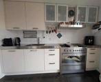 Keuken met RVS aanrechtblad, SMEG 6pits fornuis en afzuigkap, Ophalen, Gebruikt, Wit, Enkelwandige keuken