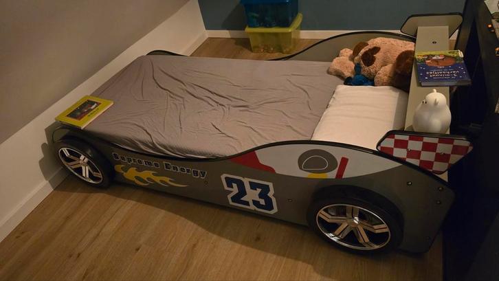 Raceauto bed, Kinderen en Baby's, Kinderkamer | Bedden, Gebruikt, 180 cm of meer, 70 tot 85 cm, Lattenbodem, Ophalen of Verzenden