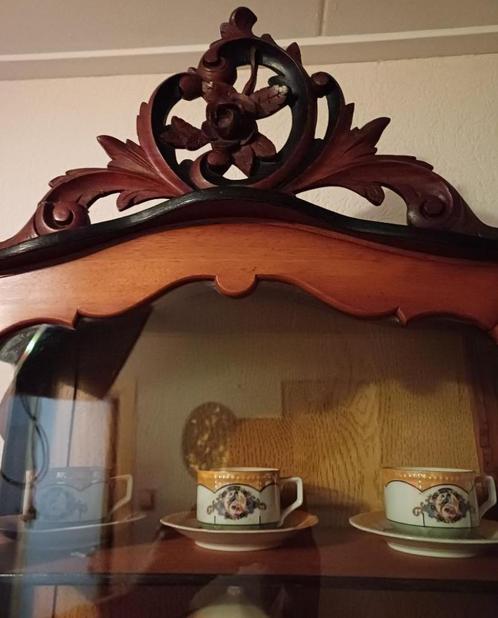 Horrix/willem III notenhouten hang vitrinekastje, Antiek en Kunst, Antiek | Meubels | Kasten, Ophalen