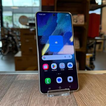 Samsung Galaxy S21 FE 5G 128GB Wit | Nette staat met garanti beschikbaar voor biedingen