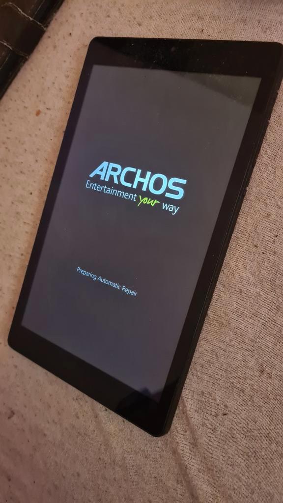 Archos 80 Cesium - Windows Tablet met werk nodig, Computers en Software, Android Tablets, Niet werkend, Wi-Fi, 8 inch, 16 GB, Verzenden