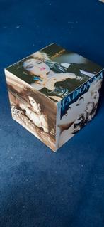 Kartonnen kubusdoos Madonna, Hobby en Vrije tijd, Verzamelkaartspellen | Overige, Ophalen of Verzenden, Losse kaart, Zo goed als nieuw