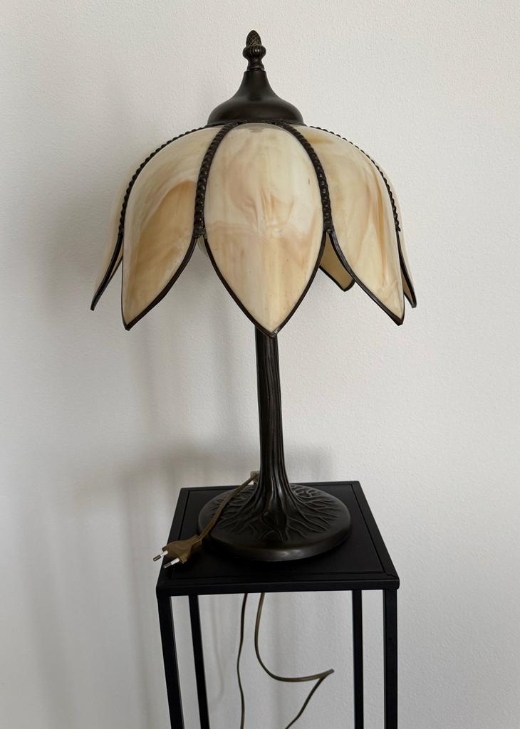Tiffany Stijl Lotus (Pond Lily) Tafellamp, Huis en Inrichting, Lampen | Vloerlampen, Ophalen, Gebruikt, Glas, Minder dan 100 cm