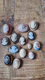 14 stuks oude Cameeen en 1 medaillion, zie foto's, Ophalen of Verzenden