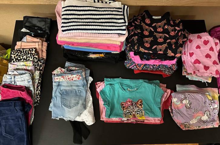 Kledingpakket maat 98-104 (42 stuks), Kinderen en Baby's, Kinderkleding | Kinder-kledingpakketten, Zo goed als nieuw, Maat 98