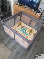 Kinder box with play mate + 50 balls, Kinderen en Baby's, Boxen, Ophalen, Zo goed als nieuw
