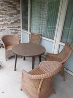 Rieten stoelen + ronde tuintafel, Ophalen, Gebruikt, Rotan