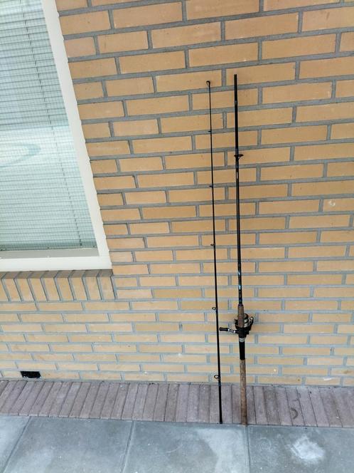 EEN PRIMA SHIMANO ROOFVIS HENGEL + EEN PRIMA SHIMANO MOLEN., Watersport en Boten, Hengelsport | Roofvissen, Zo goed als nieuw