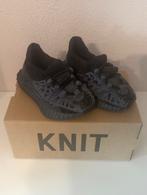 Yeezy 350v2, Kinderen en Baby's, Schoentjes, Meisje, Ophalen of Verzenden, Zo goed als nieuw