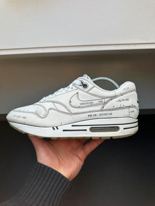 Nike Air Max 1 Tinker Schematic Sketch / 42,5, Kleding | Heren, Schoenen, Zo goed als nieuw, Sneakers of Gympen, Overige kleuren