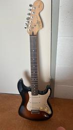 Fender Squier Stratocaster + Tas (Accesoires optioneel), Ophalen, Fender, Met versterker, Zo goed als nieuw