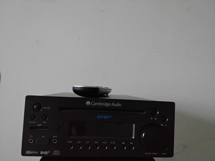 Cambridge Audio one+ receiver, Audio, Tv en Foto, Versterkers en Receivers, Gebruikt, Stereo, Minder dan 60 watt, Overige merken