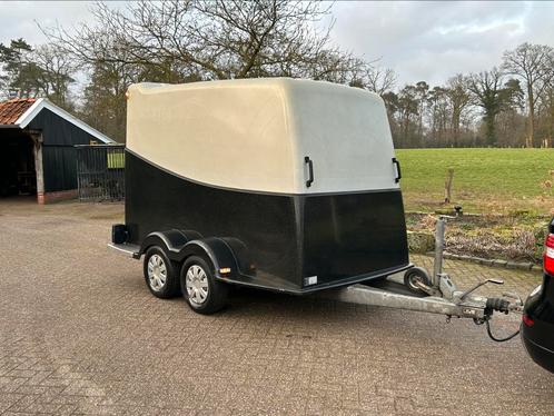 Rebel 3 titan gesloten Aanhanger, Dieren en Toebehoren, Paarden en Pony's | Trailers en Aanhangwagens, Zo goed als nieuw, Overige typen