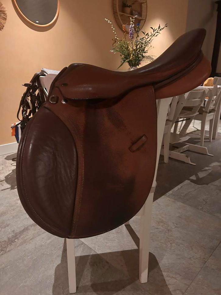 Spring zadel leer (Duitsland) kwaliteits springzadel, Dieren en Toebehoren, Paarden en Pony's | Zadels, Springen, Ophalen of Verzenden