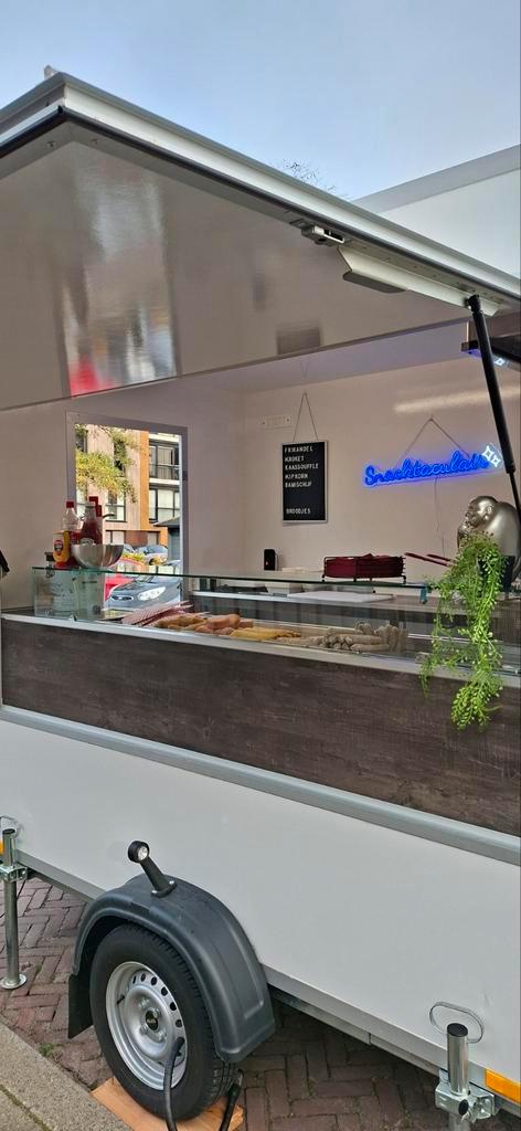 Snacktrailer /foodtruck/ frietwagen te koop!, Zakelijke goederen, Partijgoederen en Retail | Verkoopwagens, Ophalen