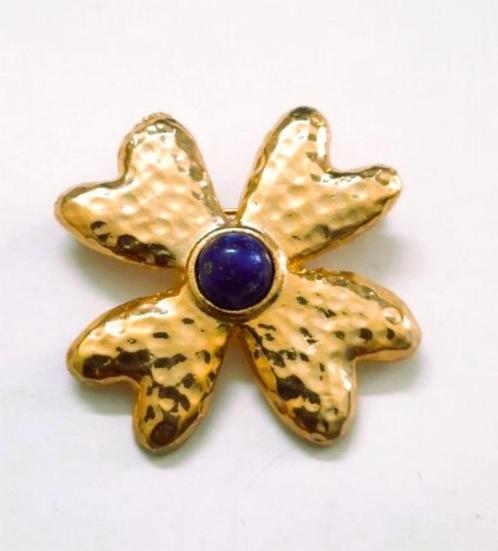 Vergulde bloem, licht gehamerde broche met lapis lazuli, YR, Sieraden, Tassen en Uiterlijk, Broches, Nieuw, Zilver, Goud, Ophalen