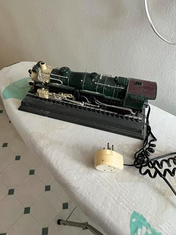 Vintage Trein Telefoon beschikbaar voor biedingen
