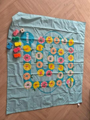 ganzenbord speelkleed beschikbaar voor biedingen