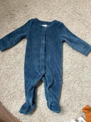 Velvet boxpakje mt 56 beschikbaar voor biedingen