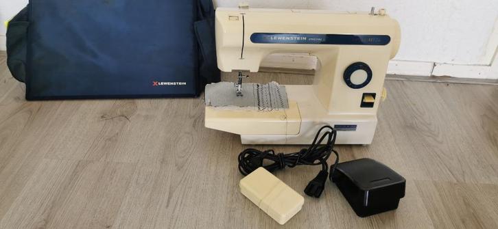 Naaimachine LEWENSTEIN amazone 6, Hobby en Vrije tijd, Naaimachines en Toebehoren, Zo goed als nieuw, Naaimachine, Overige merken