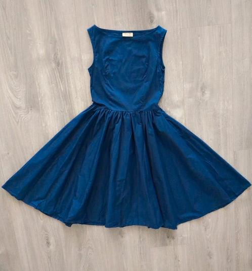Blauwe katoenen swingdress merk Lindy Bop mt 38 z.g.a.n., Kleding | Dames, Jurken, Zo goed als nieuw, Maat 38/40 (M), Blauw, Onder de knie