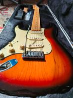 Fender American Deluxe Stratocaster Sunburst linkshandig, Muziek en Instrumenten, Snaarinstrumenten | Gitaren | Elektrisch, Solid body
