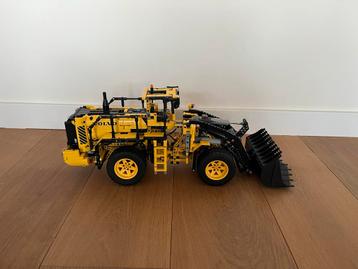 LEGO Technic Graafmachine 42030 beschikbaar voor biedingen