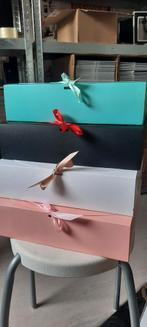 Partij van 20 cadeau dozen in 4 kleuren, Nieuw, Cadeau verpakking, Ophalen of Verzenden