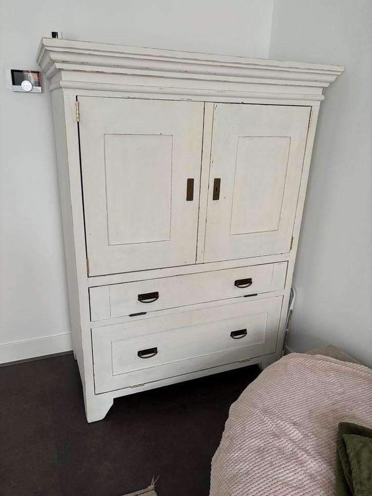 Mooie witte chineze Bruidskast wandkast tv dressoir buffet, Huis en Inrichting, Kasten | Buffetkasten, Zo goed als nieuw, Minder dan 100 cm