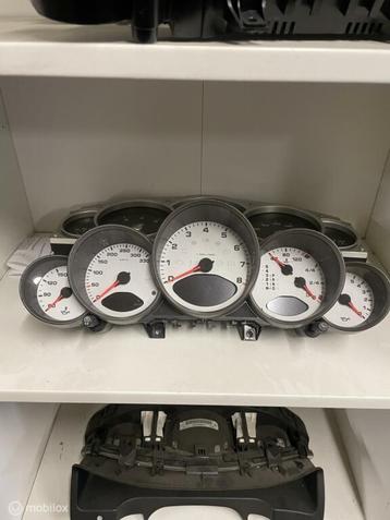 Kilometerteller Porsche 911 997 2005 teller dashboard beschikbaar voor biedingen
