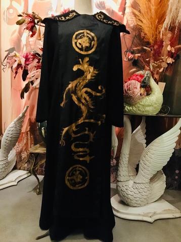 Oud chinees opera kostuum handbeschilderd draak beschikbaar voor biedingen