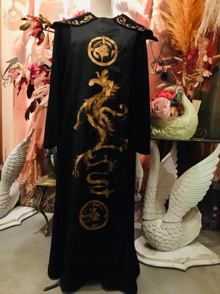 Oud chinees opera kostuum handbeschilderd draak, Antiek en Kunst, Antiek | Kleding en Accessoires, Dames, Heren, Verzenden