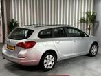 Opel Astra Sports Tourer 1.4 Turbo Edition, Origineel Nederlands, Te koop, Zilver of Grijs, 5 stoelen