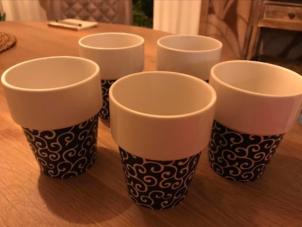 Mokken , 5 stuks, Huis en Inrichting, Ophalen of Verzenden, Zo goed als nieuw, Overige stijlen, Kop(pen) en/of Schotel(s)