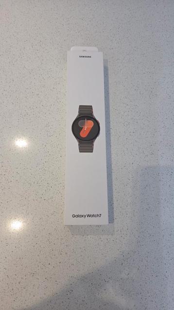 Samsung Galaxy Watch7 groen nieuw beschikbaar voor biedingen