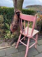 Oude roze houten stoel brocant,vintage, Huis en Inrichting, Stoelen, Ophalen, Zo goed als nieuw, X, X