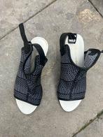 United nude maat 37, Kleding | Dames, Schoenen, Ophalen of Verzenden, Zo goed als nieuw, Zwart, Sneakers of Gympen