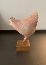Keramiek kip - unica van 'roze' klei., Ophalen