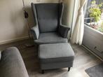 Te koop aangeboden;  Fauteuil met voetenbankje, blauw/ grijs, Huis en Inrichting, Fauteuils, Ophalen, Gebruikt, Minder dan 75 cm