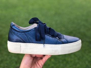Blauwe sneakers Red Rag maat 39 beschikbaar voor biedingen
