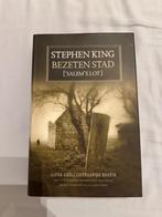 Bezeten Stad - Stephen King - Hardcover, Boeken, Ophalen of Verzenden, Zo goed als nieuw