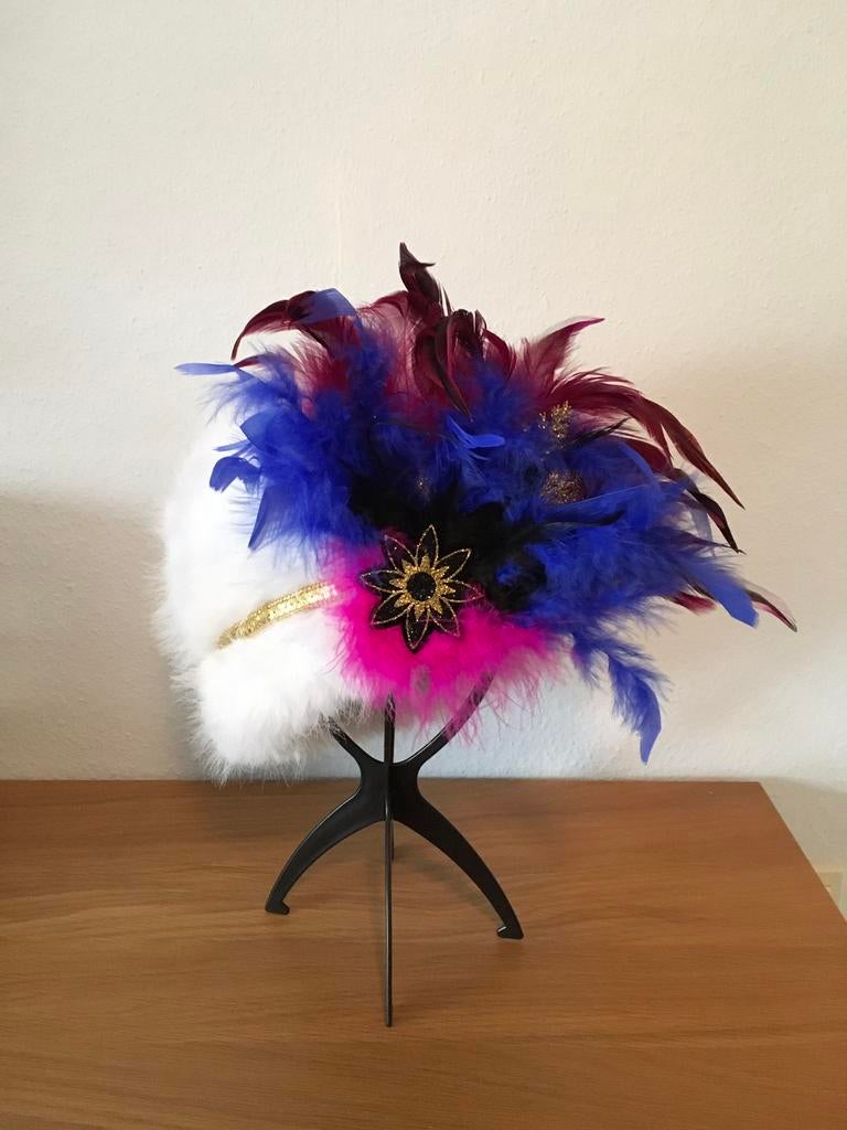 Bontmuts wit met versiering, Ophalen of Verzenden, Nieuw, Carnaval