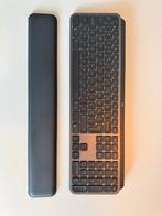 Logitech MX Keys (qwerty) + Palm Rest - Nieuwstaat!, Multimediatoetsen, Ophalen of Verzenden, Zo goed als nieuw, Draadloos