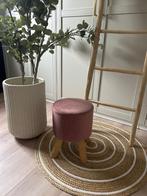 Roze fluwelen krukje, Huis en Inrichting, Krukjes, Ophalen, Zo goed als nieuw, Hout