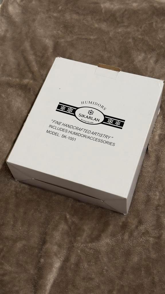 Sikarlan Humidor SK-1001 - Nieuw in doos, Antiek en Kunst, Antiek | Woonaccessoires, Ophalen of Verzenden